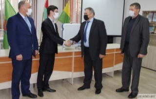 Кіслародны канцэнтратар перадалі Сенненскай цэнтральнай раённай бальніцы<br />