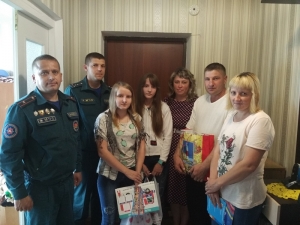 Спасатели приняли участие в районной акции «Портфель»