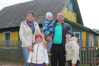 Галоўны прыз раённага конкурсу “Лепшы сельскі моладзевы падворак-2019” дастаўся сям’і Дашы і Уладзіміра Мастыкі са Студзёнкаўскага сельсавета. 