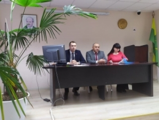 У працоўных калектывах Сенненшчыны актыўна праходзіць абмеркаванне законапраектаў аб змене Выбарчага кодэкса і аб Усебеларускім народным сходзе