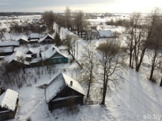 Партызанскае мінулае, маляўнічыя пейзажы і карова для шматдзетных: чым жывуць насельнікі вёскі Поршні<br />