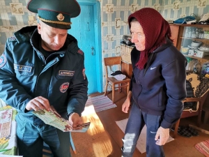 В Сенненском районе спасатели проводят индивидуальную профилактическую работу с населением: в центре внимания – категорированные граждане